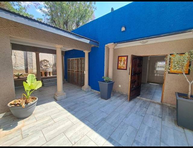 3 BEDROOM PROPERTY TO RENT IN MUCKLENEUK